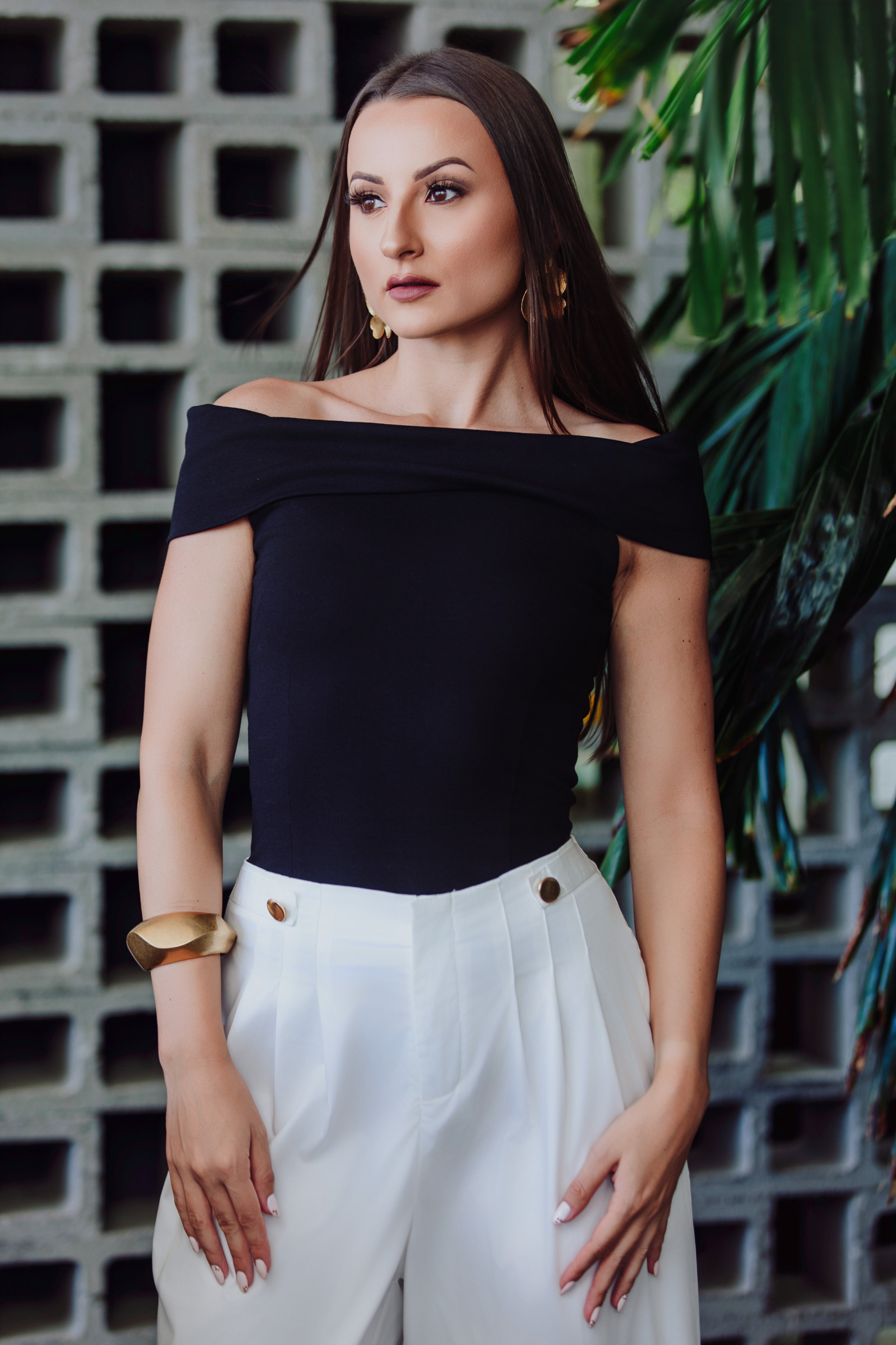 LUXURIA OFF THE SHOULDER TOP