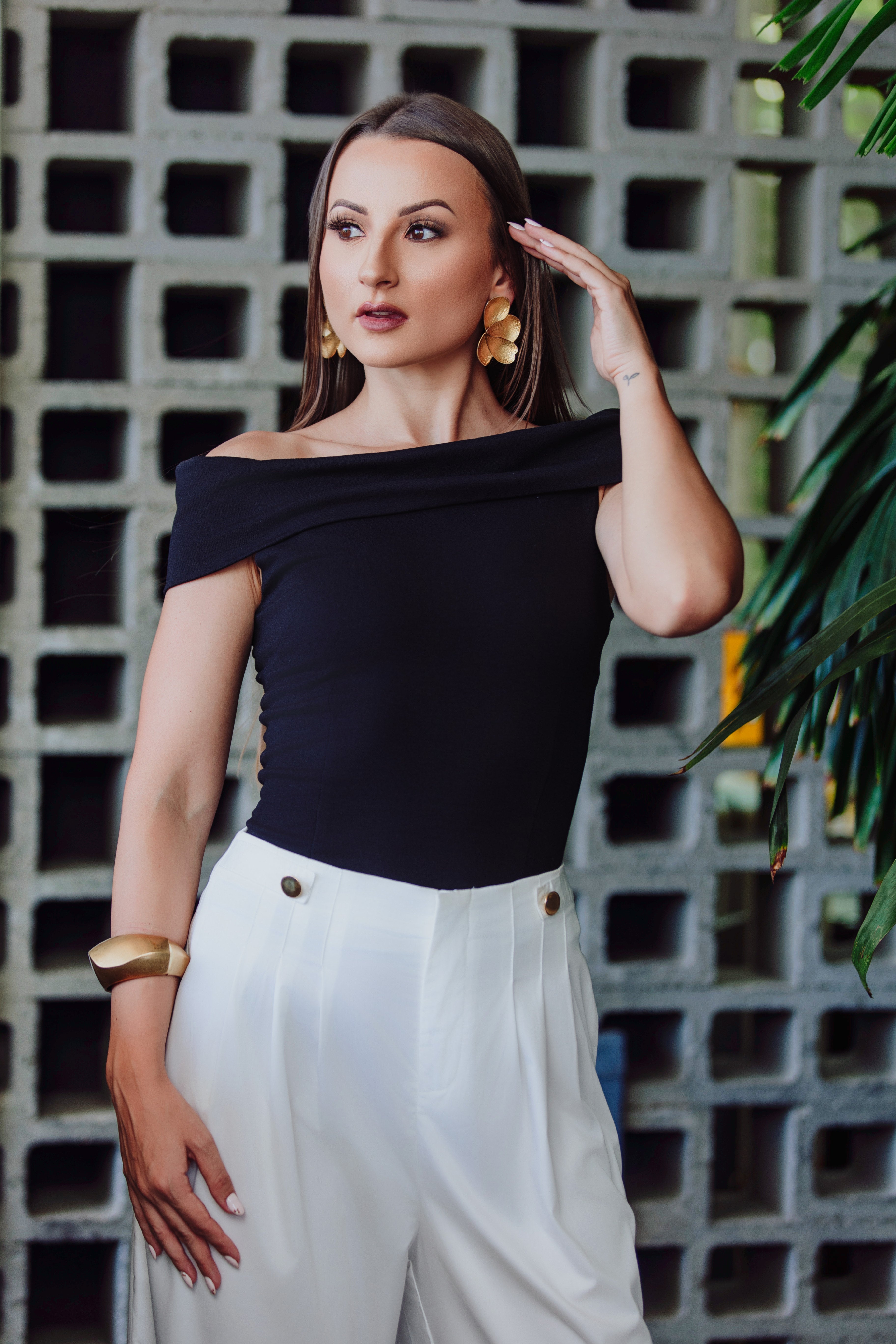 LUXURIA OFF THE SHOULDER TOP